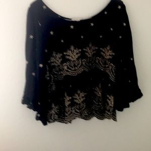 AE 3/4 sleeve embroidered top, XL